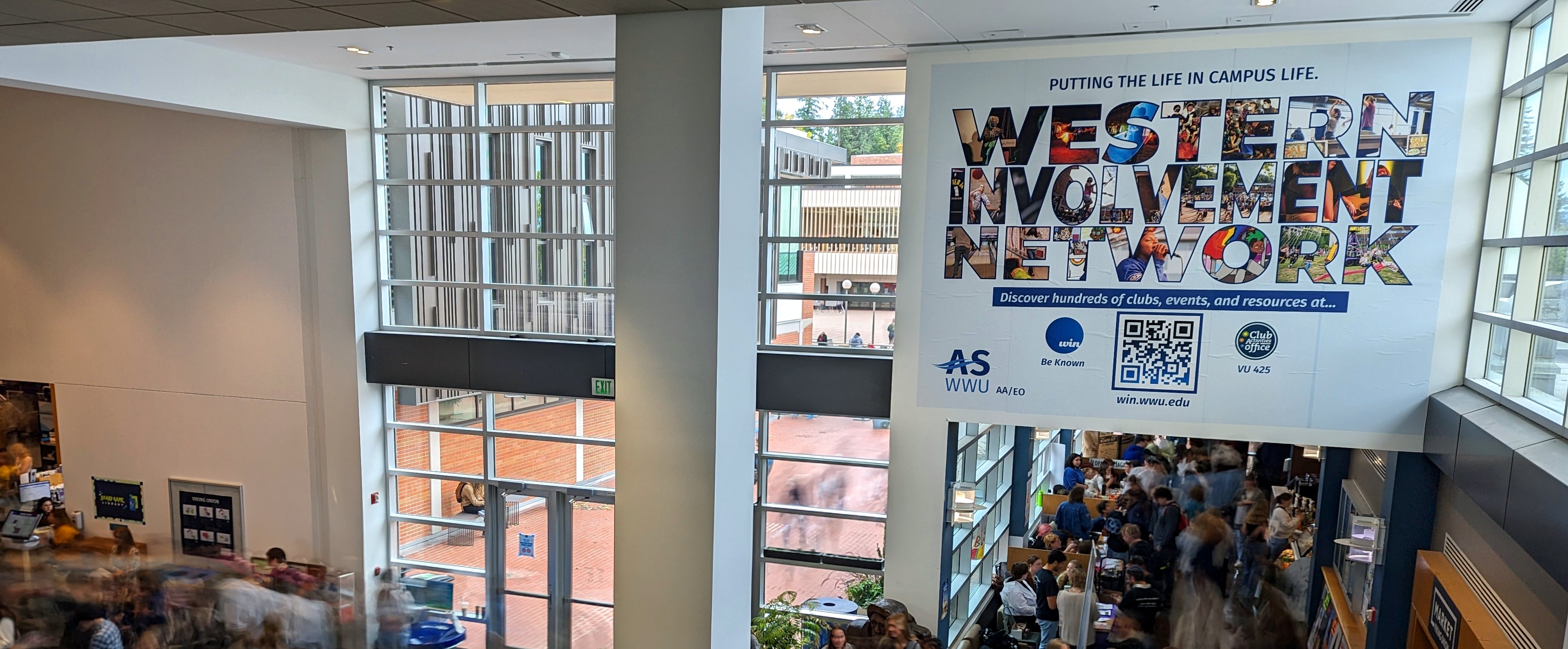 Viking Union Lobby Filled with Students during Info Fair