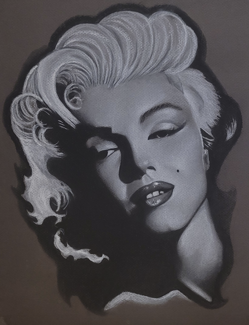 Charcoal portrait of Marilyn Monroe
